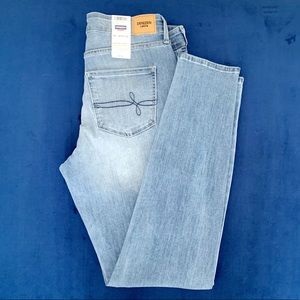 Levi’s Denizen midrise skinny jeans